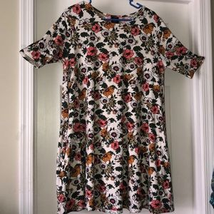 Agnes & Dora floral t-shirt dress